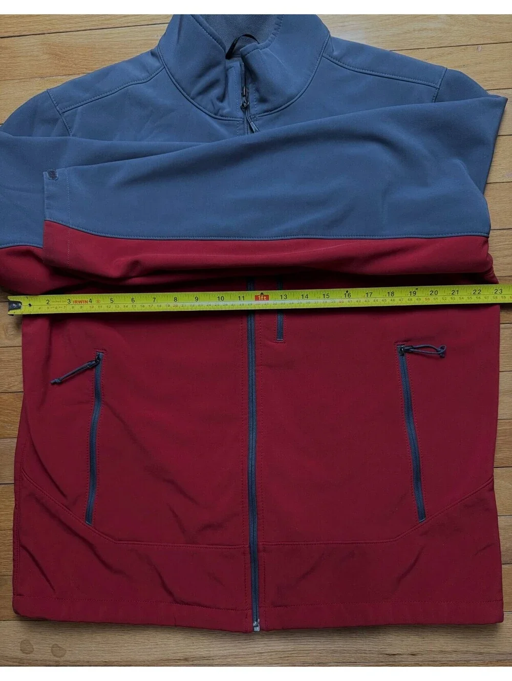 The North Face Men’s Softshell Jacket Size L Red Gray Full Zip Fleece